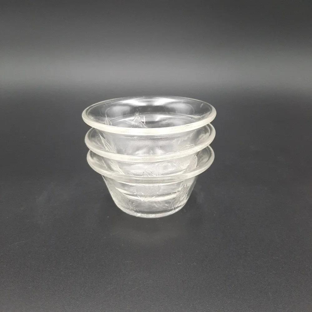 Vintage‎ Clear Glass Dessert Bowls Set of 3 – Floral & Leaf Embossed Pattern